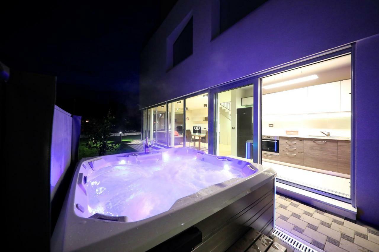 Caisa- Luxury Apartment 20 M From The Sea ซาดาร์ ภายนอก รูปภาพ